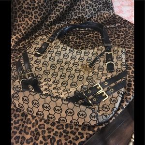 Michael Kors purse